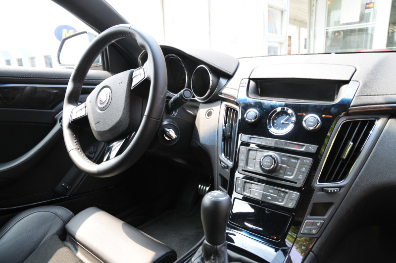 Illustration for article titled Cadillac CTS-V Coupe: First Drive